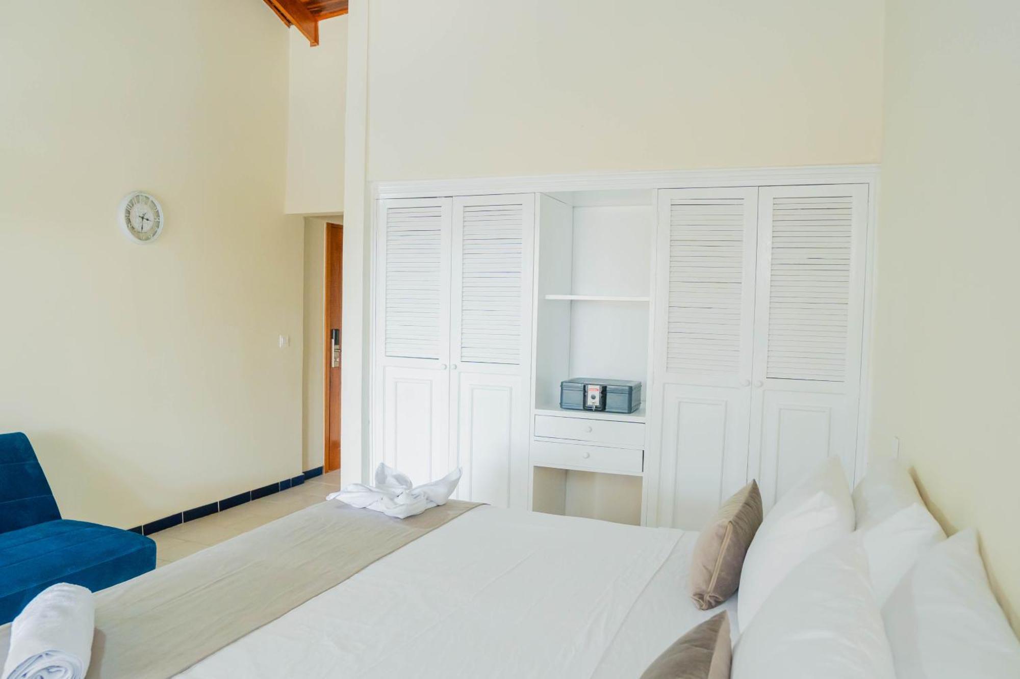Playa Palmeras Beach Resort Cartagena Exterior photo